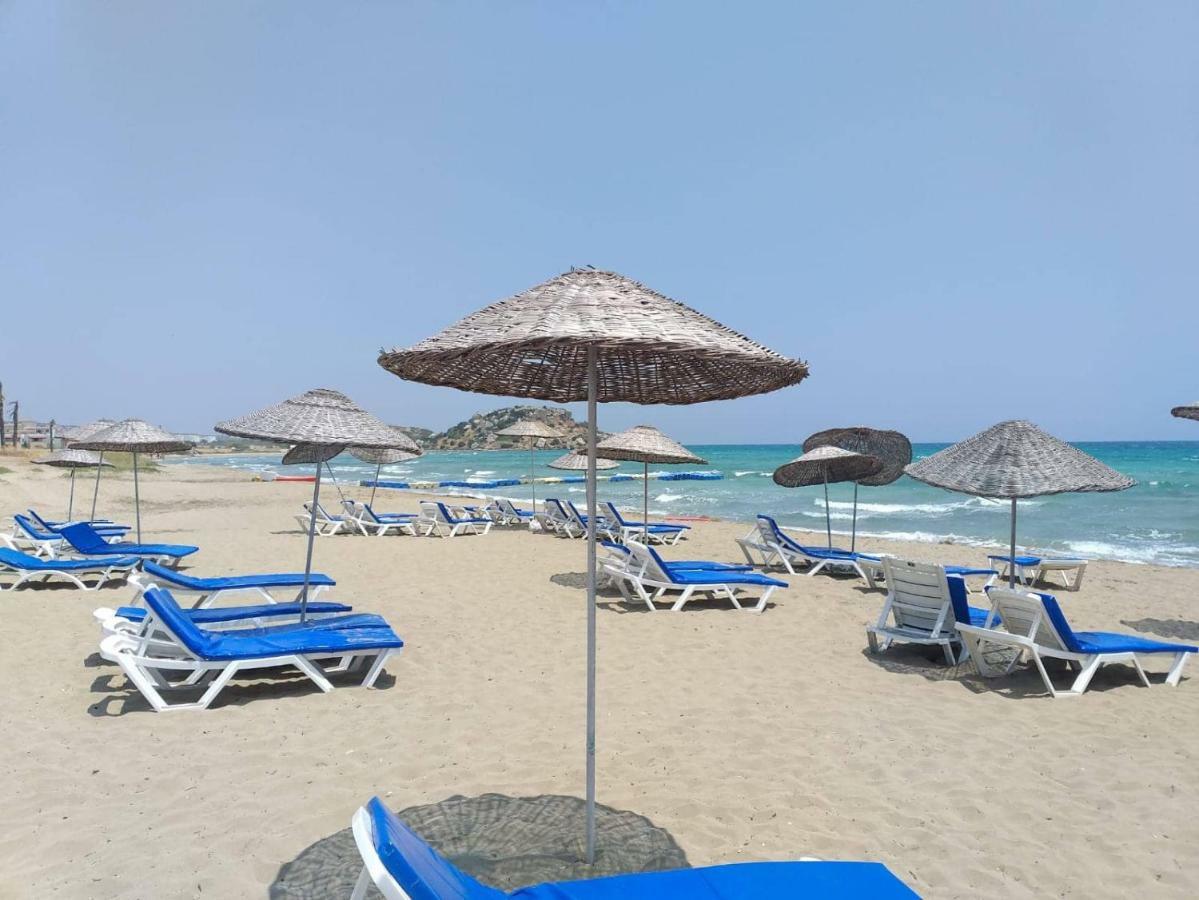 Sunrise Beach Club Gasztriá Kültér fotó